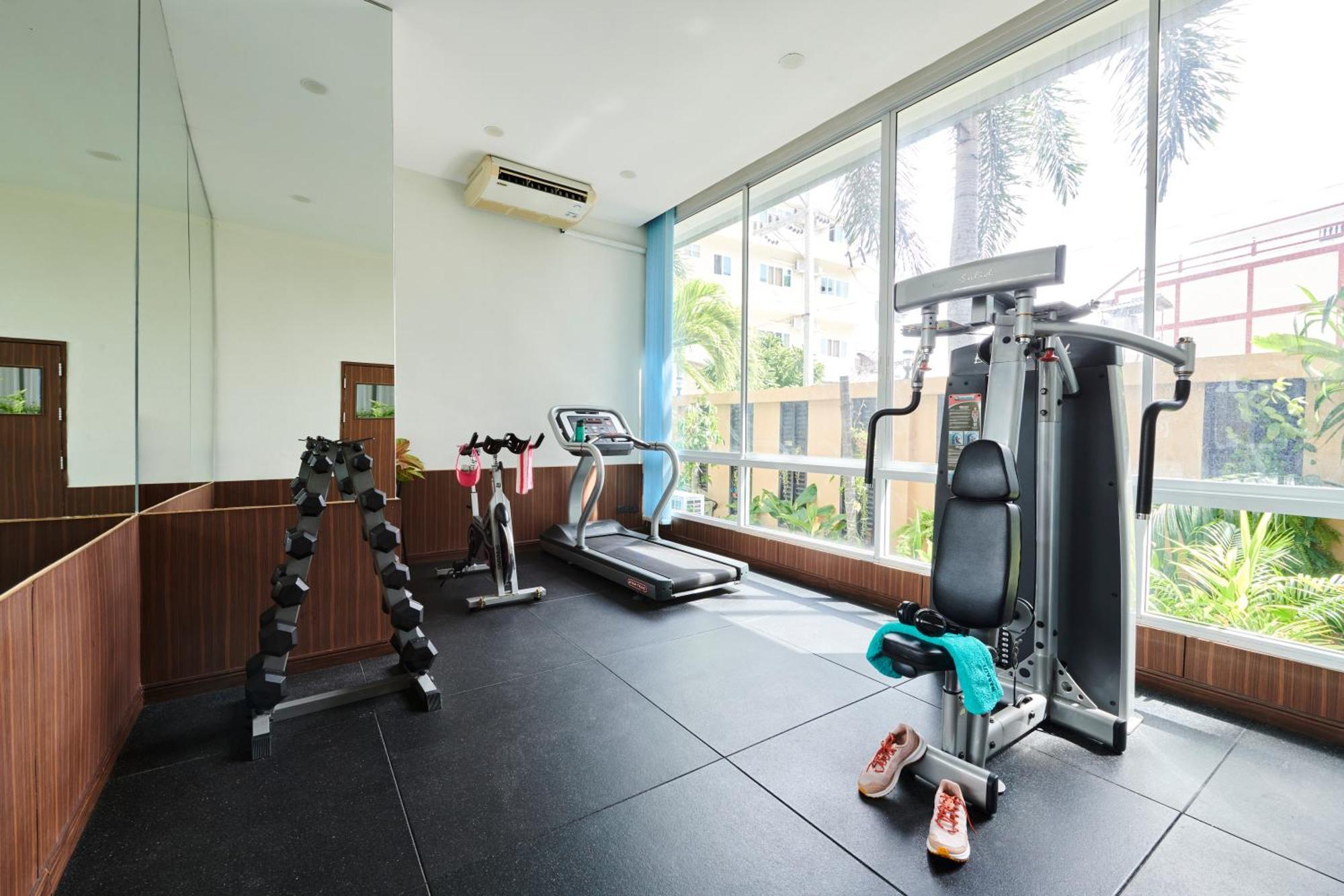 Adelphi Pattaya Hotel Ngoại thất bức ảnh